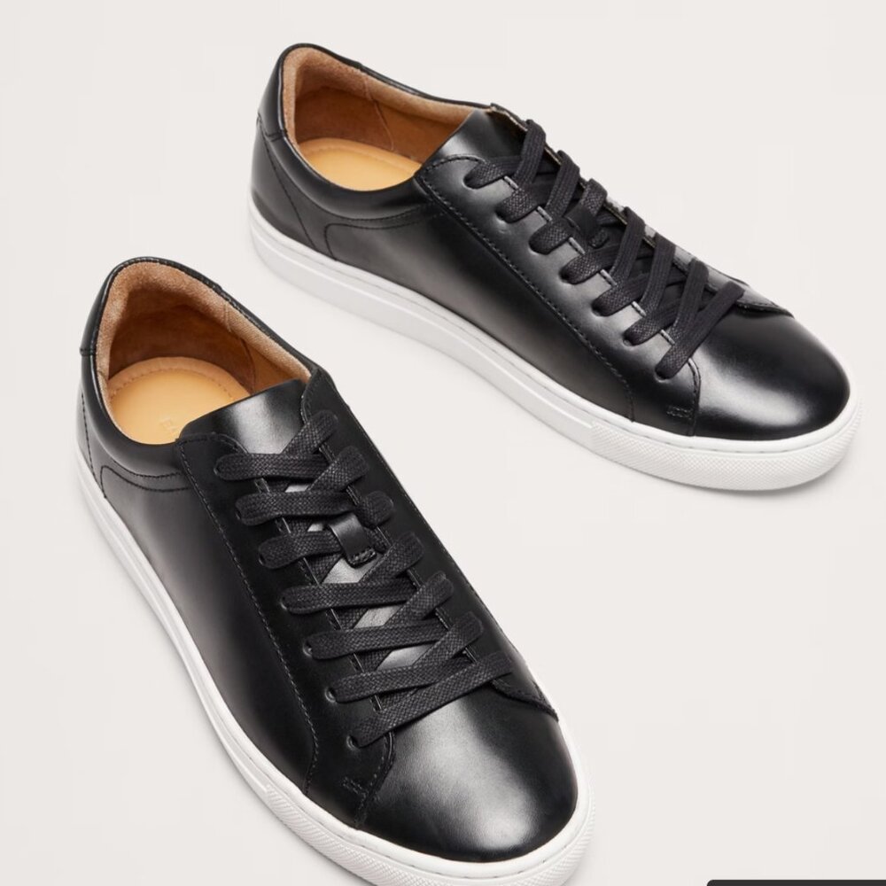 Banana Republic NIB sneaker black leather 8.5